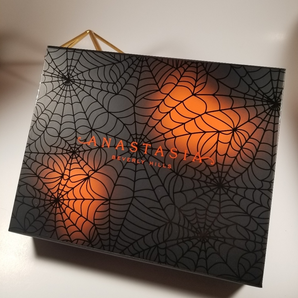 🆕️ABH, Halloween, Loose Glitter Launch